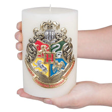 Load image into Gallery viewer, Harry Potter 6" Hogwarts Sculpted Insignia Candle